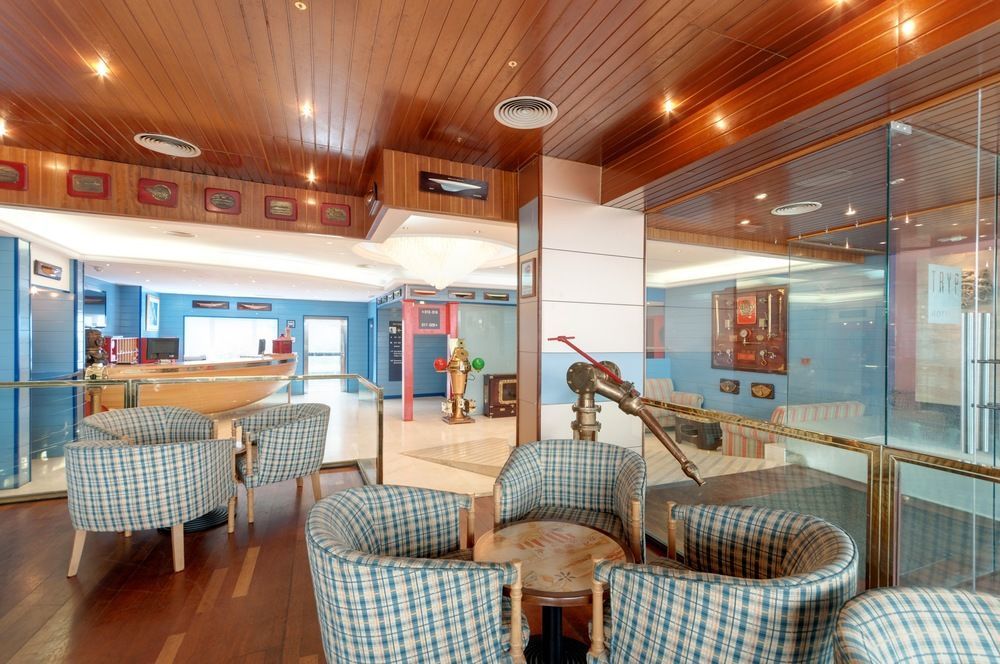 Sports Hotel Nayade Los Ángeles de San Rafael 外观 照片