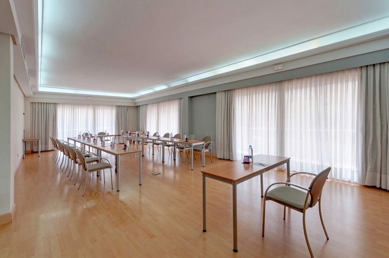 Sports Hotel Nayade Los Ángeles de San Rafael 外观 照片