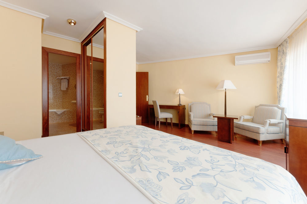 Sports Hotel Nayade Los Ángeles de San Rafael 外观 照片