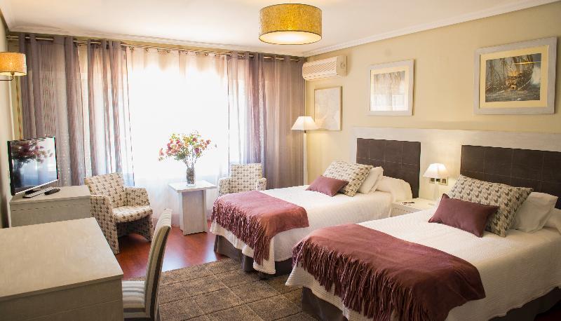 Sports Hotel Nayade Los Ángeles de San Rafael 外观 照片