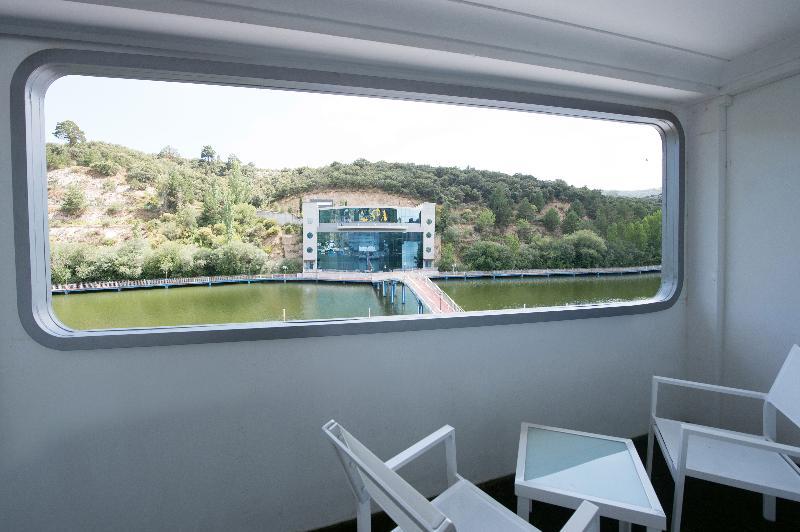 Sports Hotel Nayade Los Ángeles de San Rafael 外观 照片